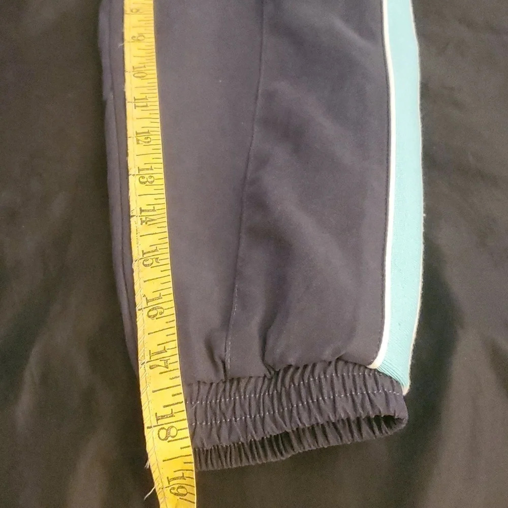 Green Tea Women's Athletic Windbreaker Full Zipper. Dark Grey and Teal - Picture 9 of 11